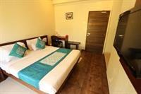 Oyo Rooms Devka Beach Road Daman Kültér fotó